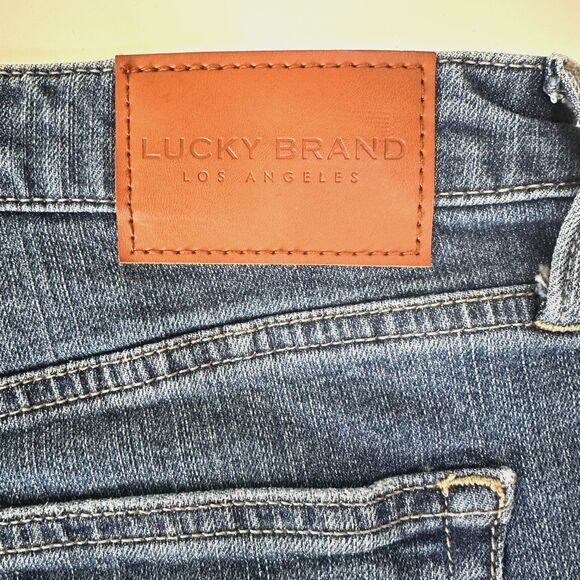Lucky Brand The Roll Up Denim Jean Shorts Women’s Size 8/29 Medium Wash Cuffed - Picture 3 of 7